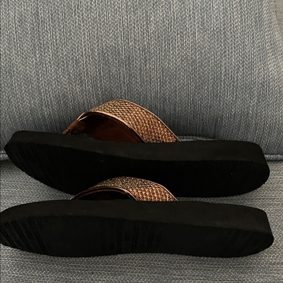 Yellow Box Black and Tan Flip Flops - Picture 3 of 3